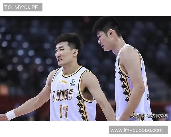 北京广厦首发对决曾凡博联手周琦迎战胡金秋孙铭徽的精彩较量