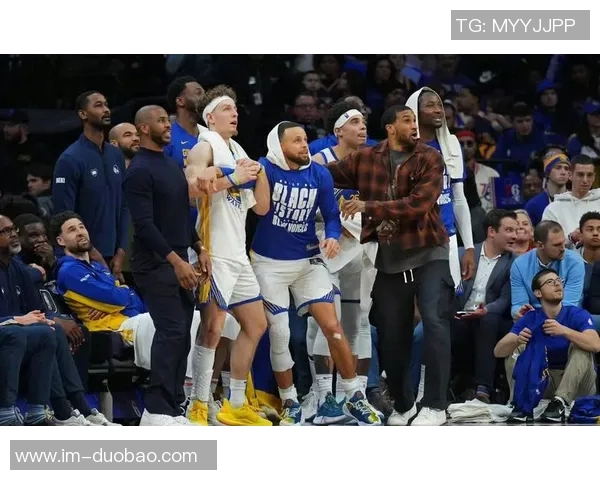 克莱替补表现不佳13分钟负值129投4中三分仅1中带来9分2板的尴尬局面 克莱替补表现不佳13分钟负值129投4中三分仅1中带来9分2板的尴尬局面