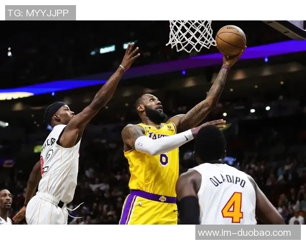 明日对湖人阿夫迪亚缺阵小杨未被召回出战成疑情况分析