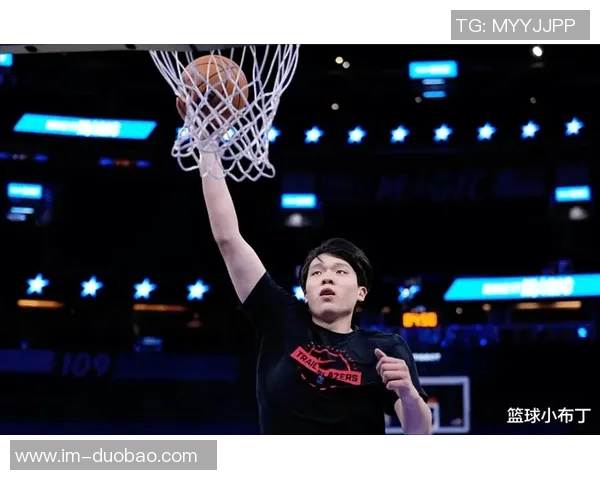 杨瀚森在NBA级别轮换中显得力不从心节奏难以跟上